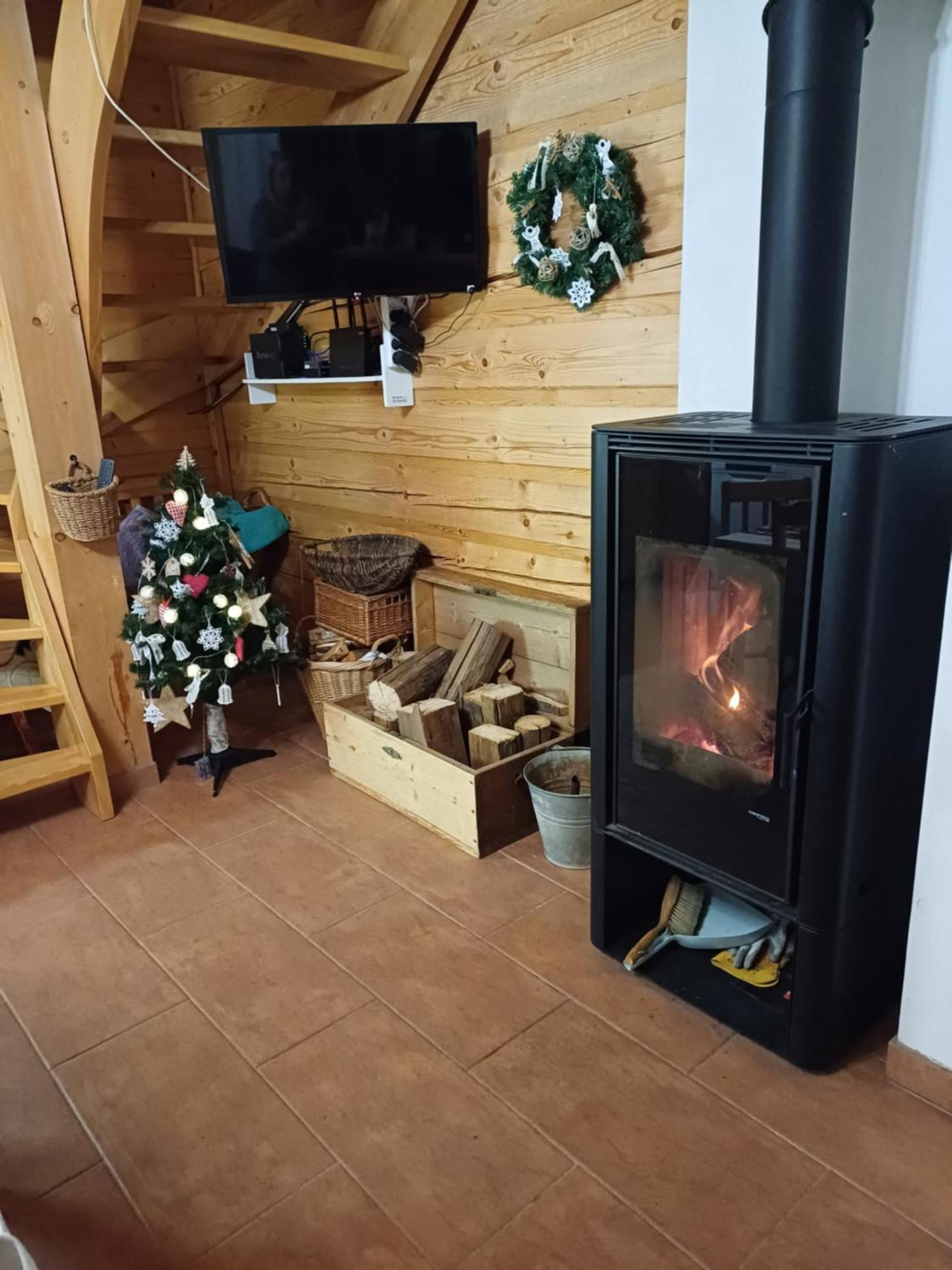 Appartement Drevenica Zapadne Tatry S Kupacou Kadou A Krbom à Žiar Extérieur photo